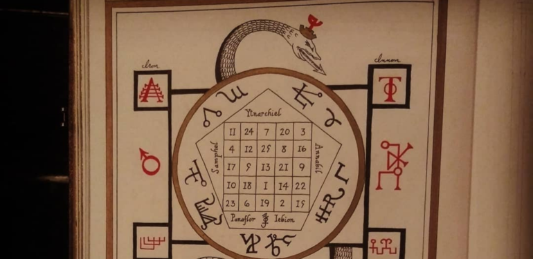 Gezegen Tılsımları: