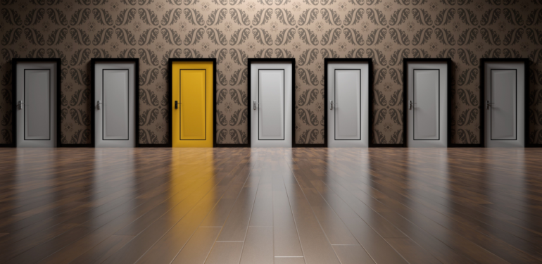 İçeride Olan- Dışarda da olur