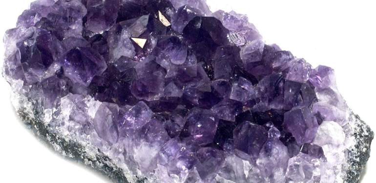 Ametist Taşının Özellikleri ve Faydaları