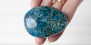 Apatit Taşının Özellikleri ve Faydaları