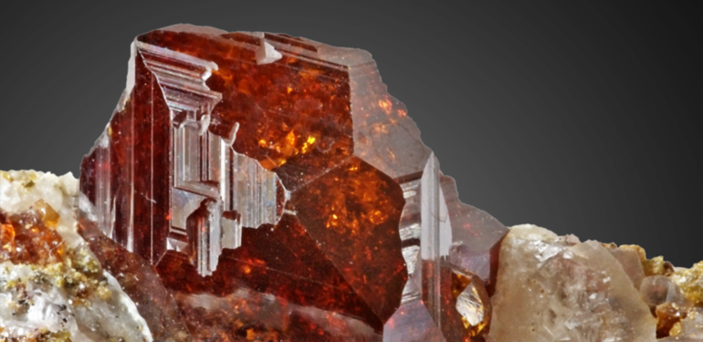 Garnet- Lal Taşının İyileştirici Özellikleri