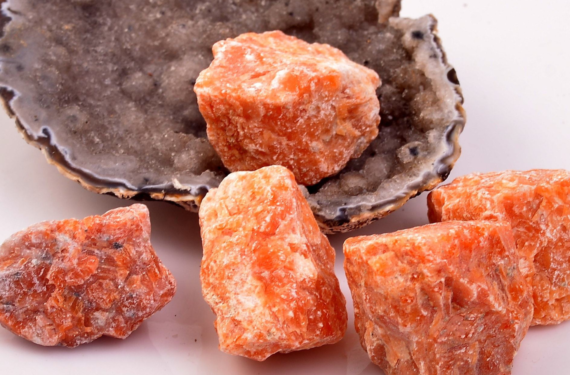 Kalsit Taşının İyileştirici Özellikleri