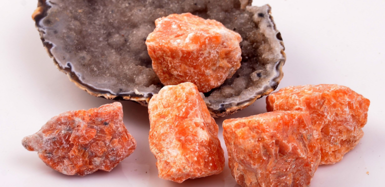 Kalsit Taşının İyileştirici Özellikleri