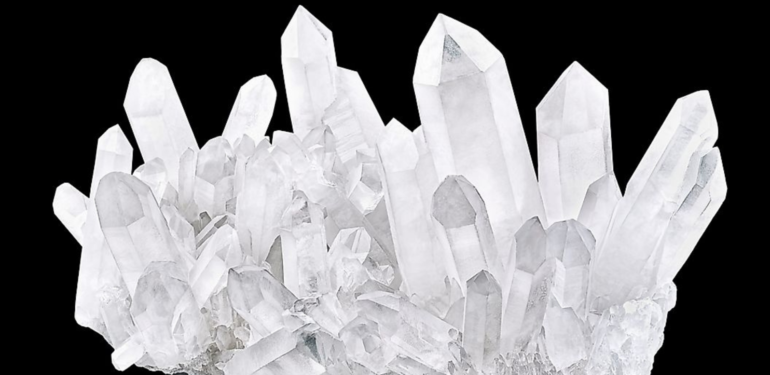 Kristal Kuvars Taşının Özellikleri ve Faydaları