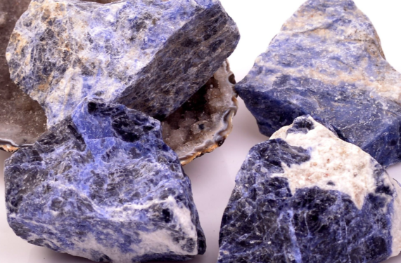 Sodalit Taşının İyileştirici Özellikleri